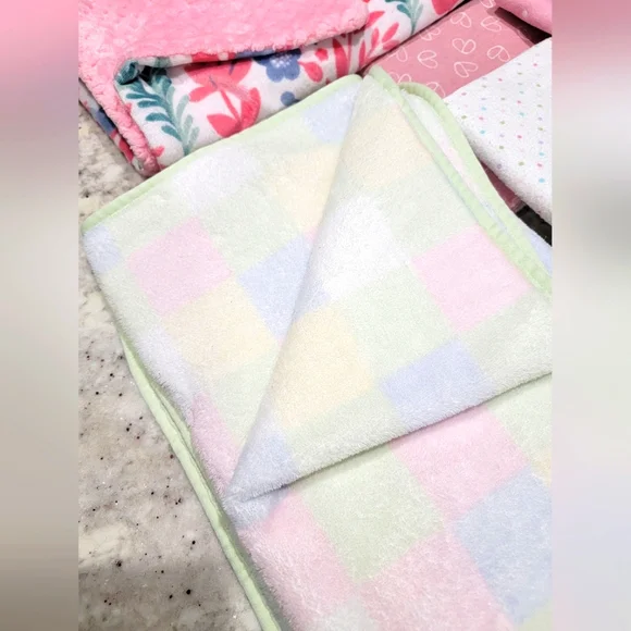 Baby Blanket & Burp Cloth Bundle - Picture 4 of 6